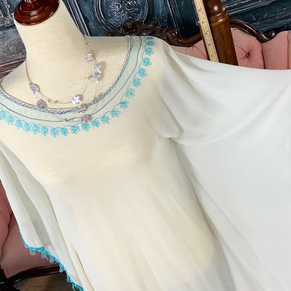 Cream/white sheer beach cover PIZAZZ - Picture 6 of 10